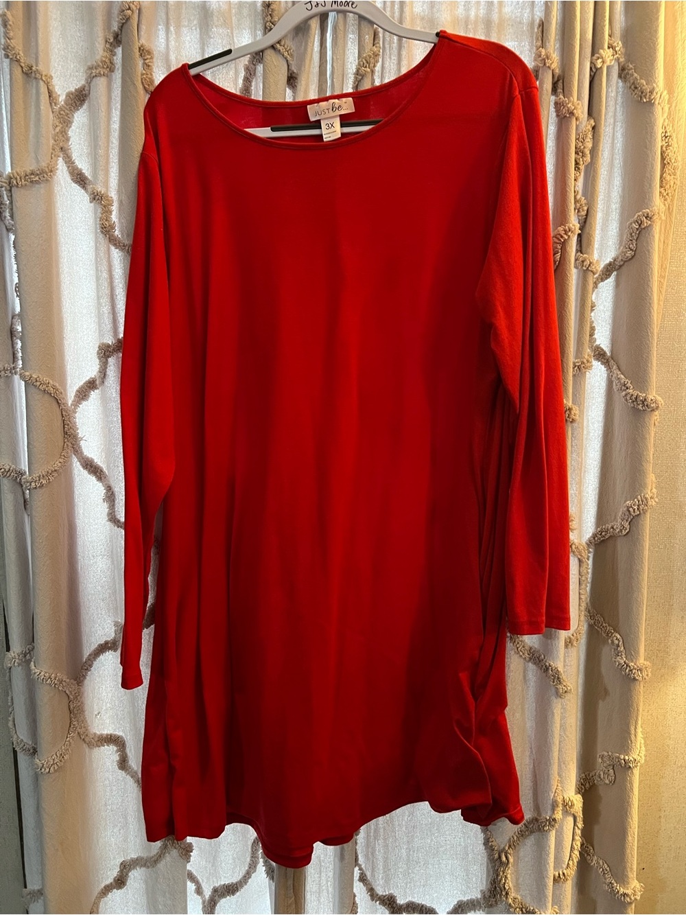 just be Red Long Sleeve Tunic Top